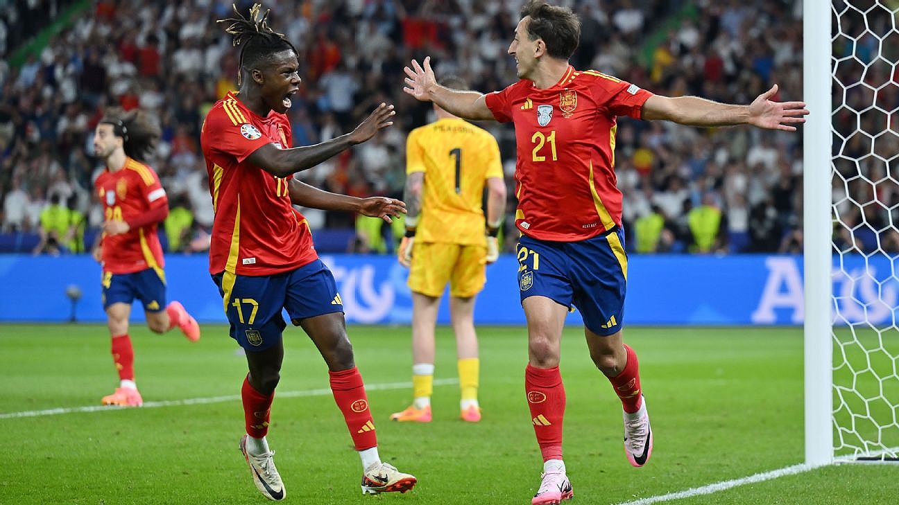 西班牙队险胜俄罗斯，将晋级欧洲杯半决赛