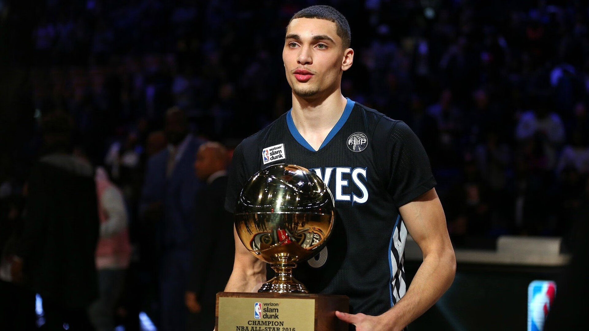 鹈鹕加时鏖战力克快船，范弗利特关键表现打破质疑